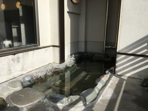thumbnail: Outdoor spa tub