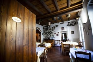thumbnail: Restaurant