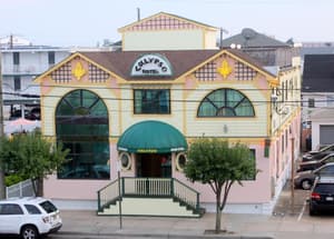 thumbnail: Exterior