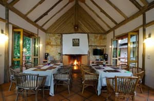 thumbnail: Restaurant