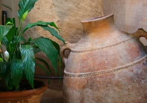 thumbnail: Interior detail