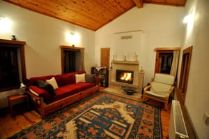 thumbnail: Interior entrance