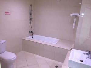 thumbnail: Front of property