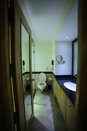 thumbnail: Bathroom