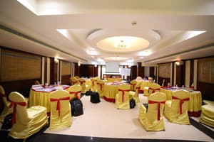 thumbnail: Banquet hall