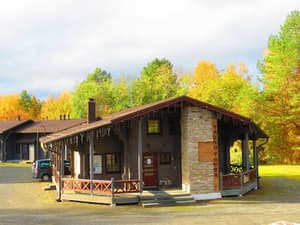 thumbnail: Front of property