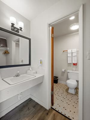 thumbnail: Bathroom