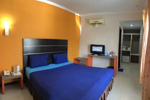 thumbnail: Room
