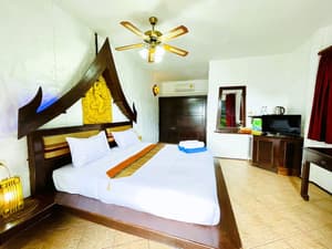 thumbnail: Room