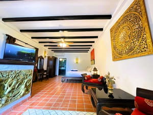 thumbnail: Room