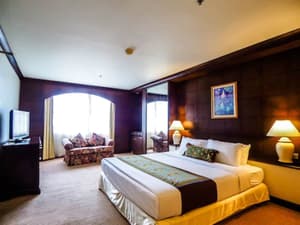 thumbnail: Room