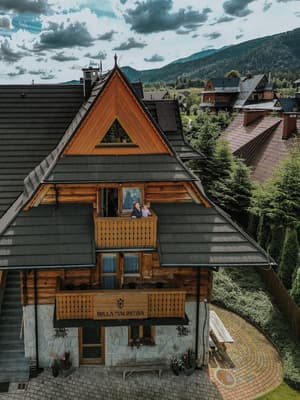 thumbnail: Front of property