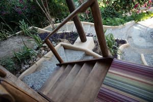 thumbnail: Interior entrance