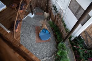 thumbnail: Interior detail