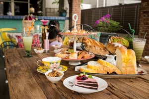 thumbnail: In-room dining