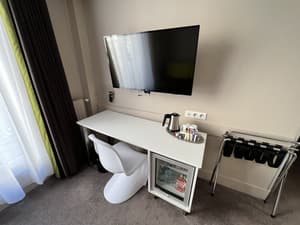 thumbnail: Room