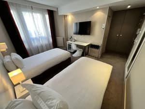 thumbnail: Room