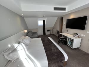 thumbnail: Room