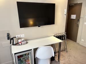 thumbnail: Room