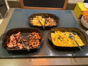 thumbnail: Restaurant