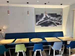 thumbnail: Restaurant