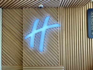 thumbnail: Reception