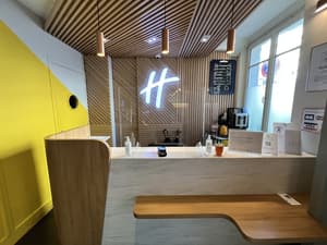 thumbnail: Reception