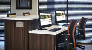 thumbnail: Business center