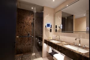 thumbnail: Bathroom shower