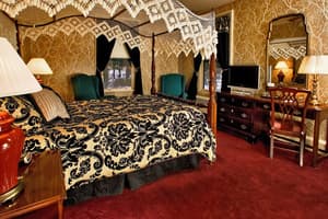 thumbnail: Room 24 - Manor Room