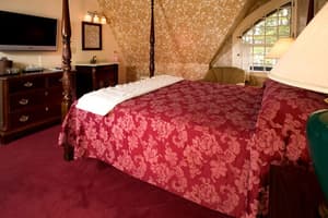 thumbnail: Room 31 - Manor Rooms