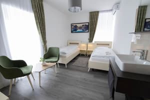 thumbnail: Living room