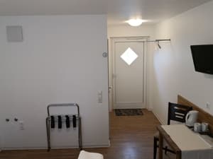thumbnail: In-room dining