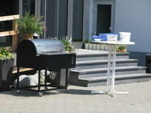 thumbnail: BBQ/picnic area