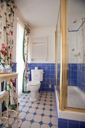 thumbnail: Bathroom