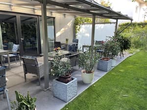 thumbnail: Exterior