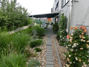 thumbnail: Exterior