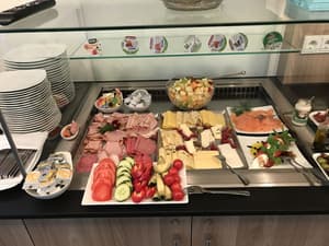 thumbnail: Breakfast buffet