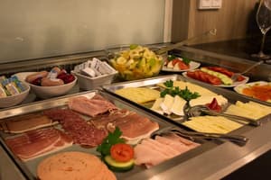 thumbnail: Restaurant