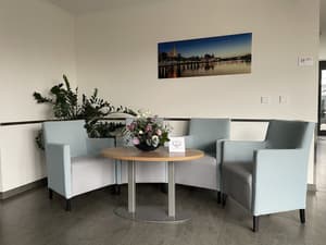 thumbnail: Lobby sitting area