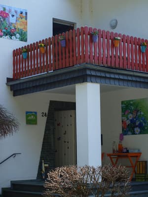 thumbnail: Exterior