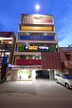 thumbnail: Front of property