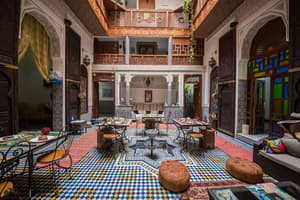 thumbnail: Restaurant