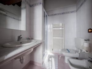 thumbnail: General view