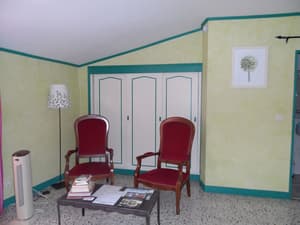 thumbnail: Room amenity