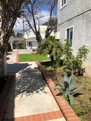 thumbnail: Property grounds