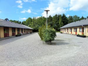 thumbnail: Exterior