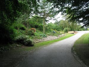 thumbnail: Property grounds