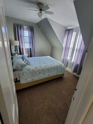 thumbnail: Front of property