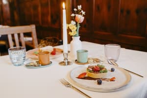 thumbnail: Restaurant